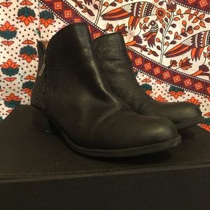Black leather Lucky Brand booties size 7.5